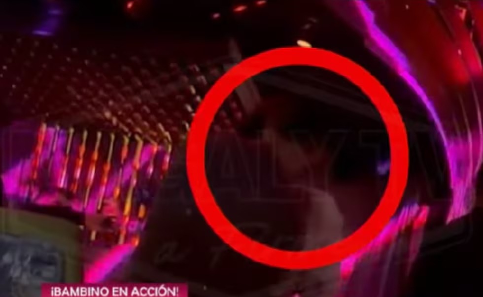 Lapadula es captado con misteriosa mujer