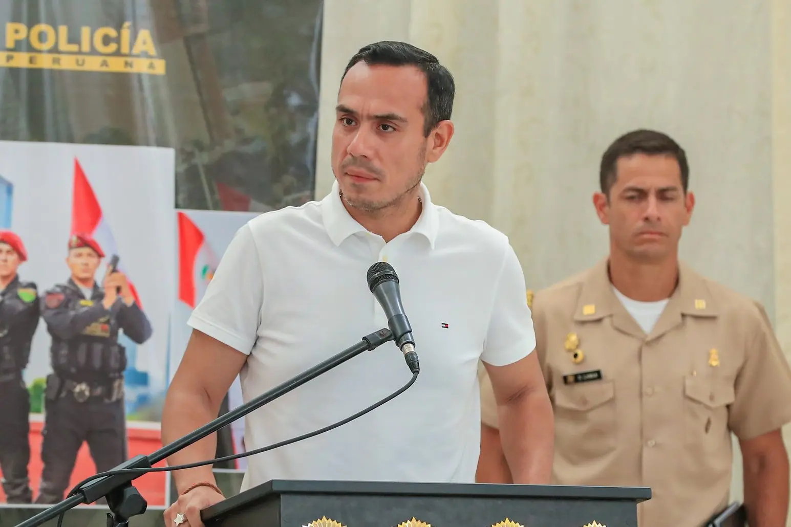 Revelan presunto favorecimiento laboral tras reuniones en despacho de Jerí