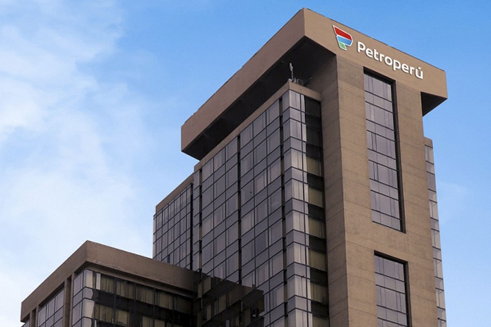 Petroperú reducirá  más de 950 puestos