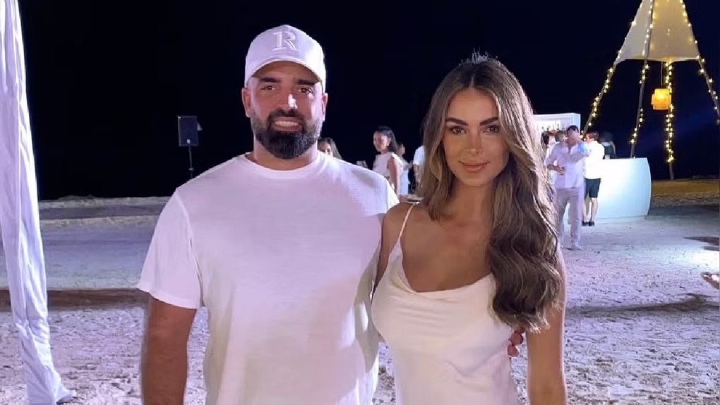 “Laura Spoya  está a salvo”