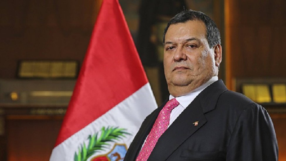 Jorge Nieto respalda derecho al aborto en Perú y plantea derogar “leyes procrimen”