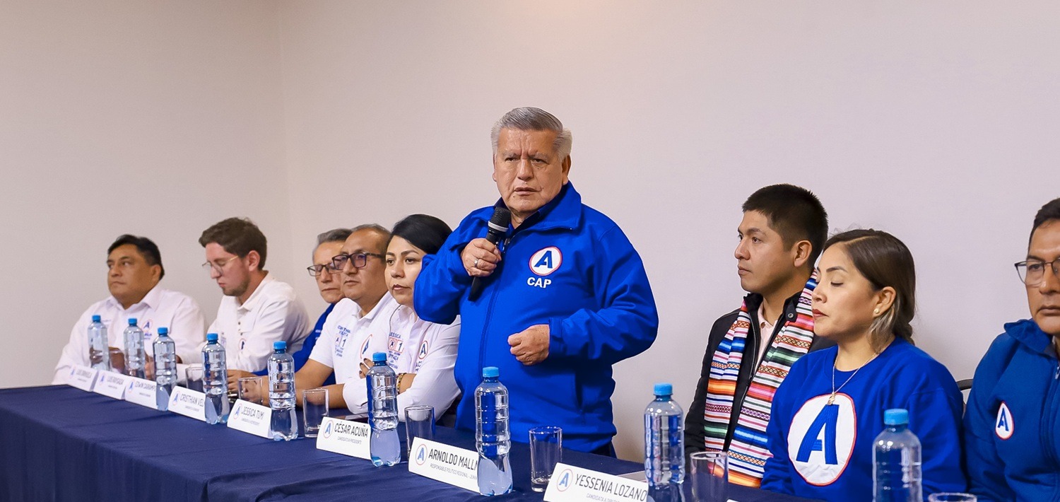 Junín: Candidato César Acuña se comprometió a construir la carretera del Centro