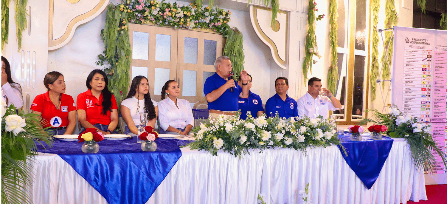 Día Internacional de la Mujer: César Acuña resaltó el rol de las mujeres en el progreso del país