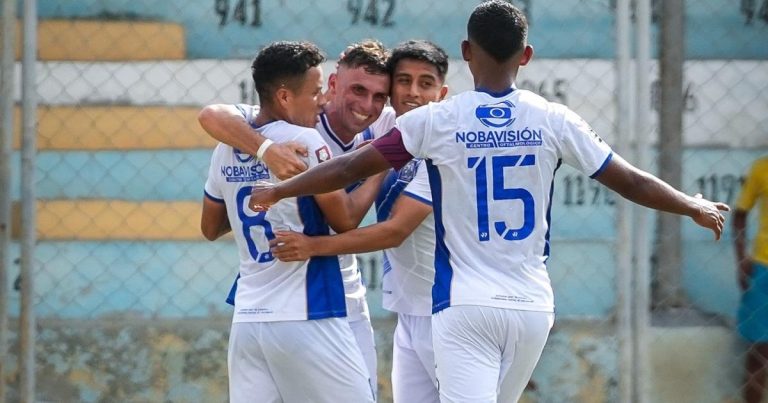 Alianza Atlético goleó 3-0 a CD Moquegua