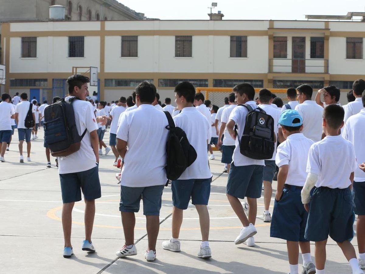 El 70 % de colegios privados dictará clases presenciales