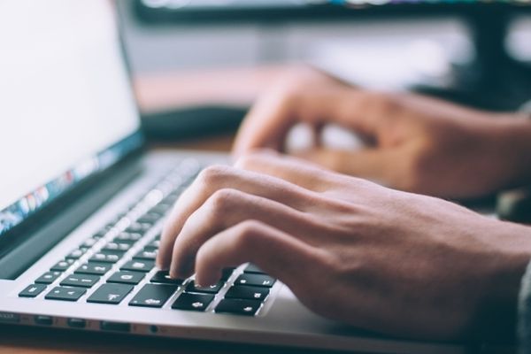 El lenguaje oculto de los íconos digitales en la vida cotidiana