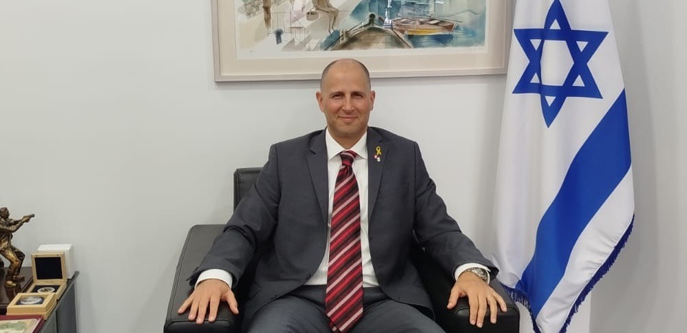 Por: Eran Yuvan / Irán: ¿Por qué y por qué ahora?