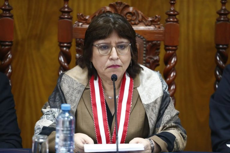Delia Espinoza es una amenaza para el CAL