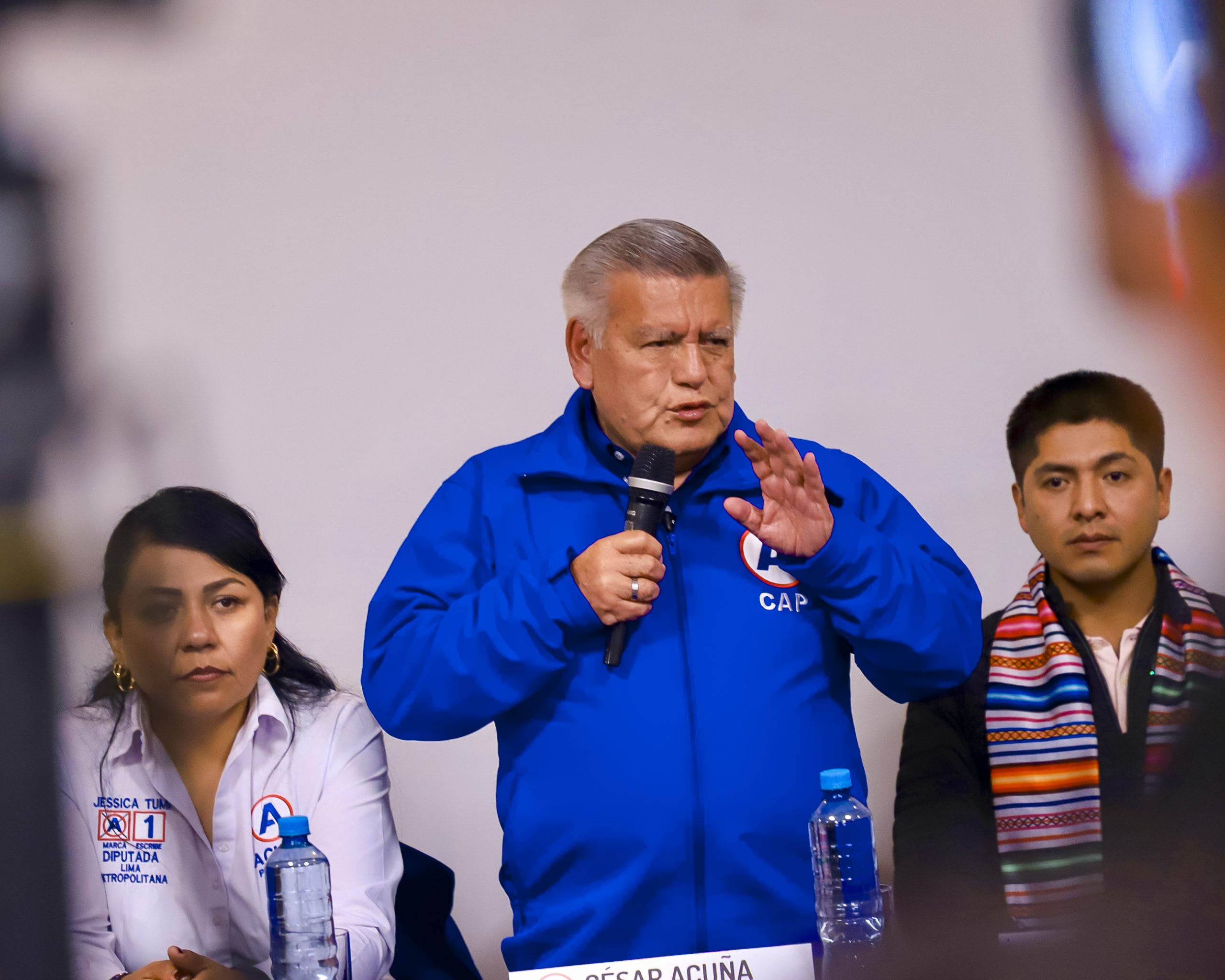 Junín: César Acuña se comprometió a construir la carretera del Centro