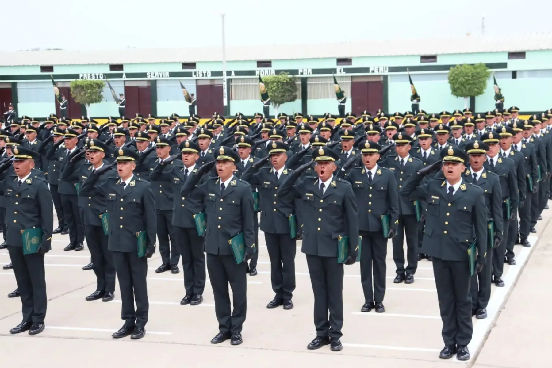 Nueva ley modifica régimen de pensiones de militares y policías
