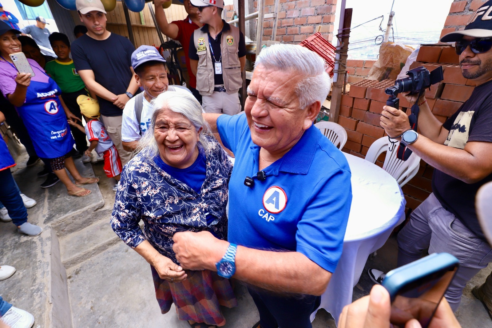 “Hijos de madres de las OSB tendrán prioridad para acceder a Beca 18”