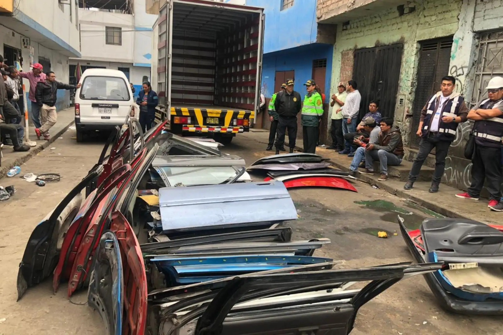 Incautan autopartes por S/ 940 mil en ‘La 50’