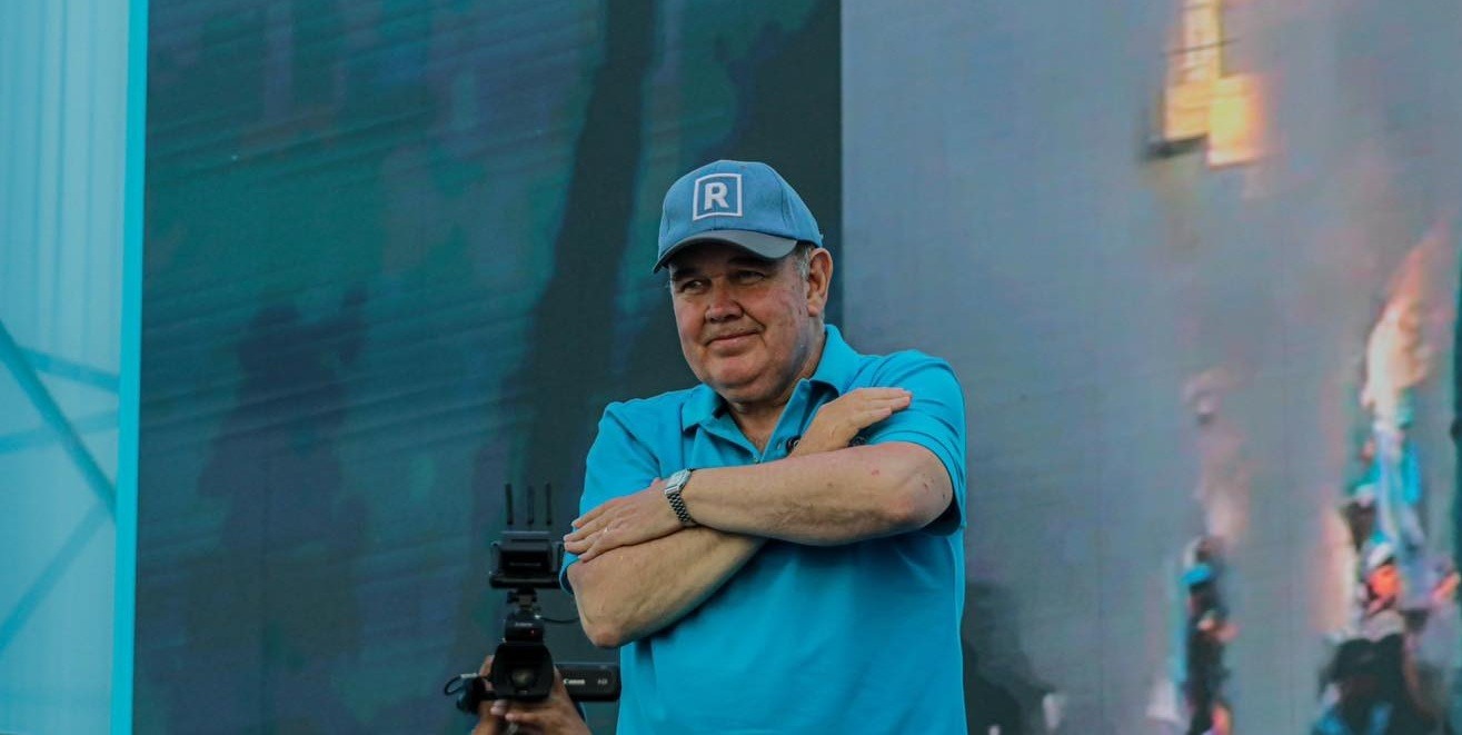 Rafael López Aliaga lidera encuesta CPI con 12.7%