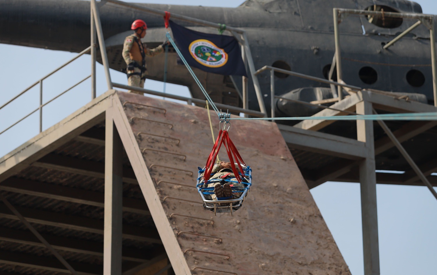 Minedu capacita a jóvenes voluntarios ante emergencia en colegios