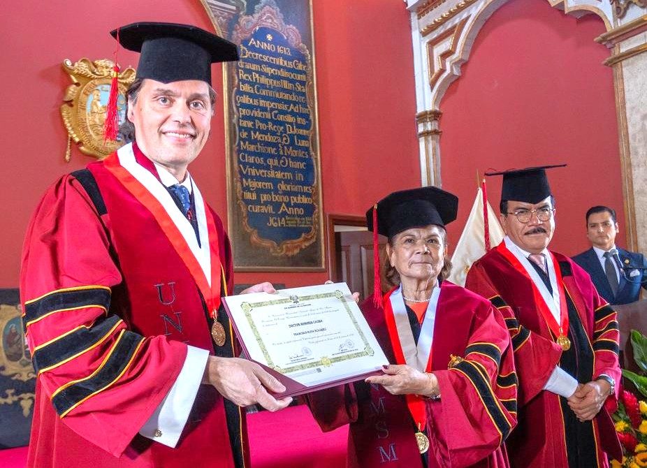 Universidad San Marcos distingue a rector español