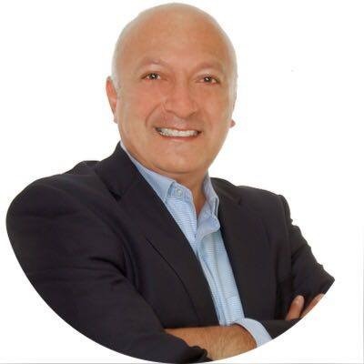 Sandro Esposito se presenta al senado con por Fuerza Popular