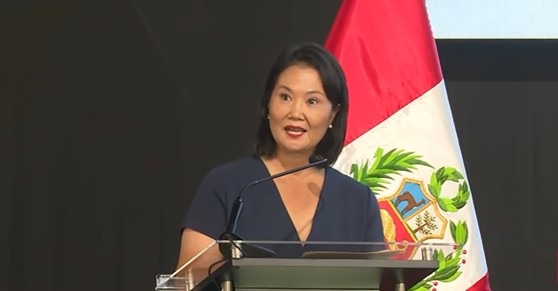 Candidatos presidenciales presentan propuestas en foro realizado en la sede de la SNI