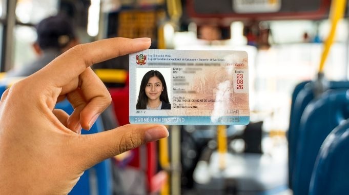 Sunedu alerta sobre correcta vigencia del carné universitario
