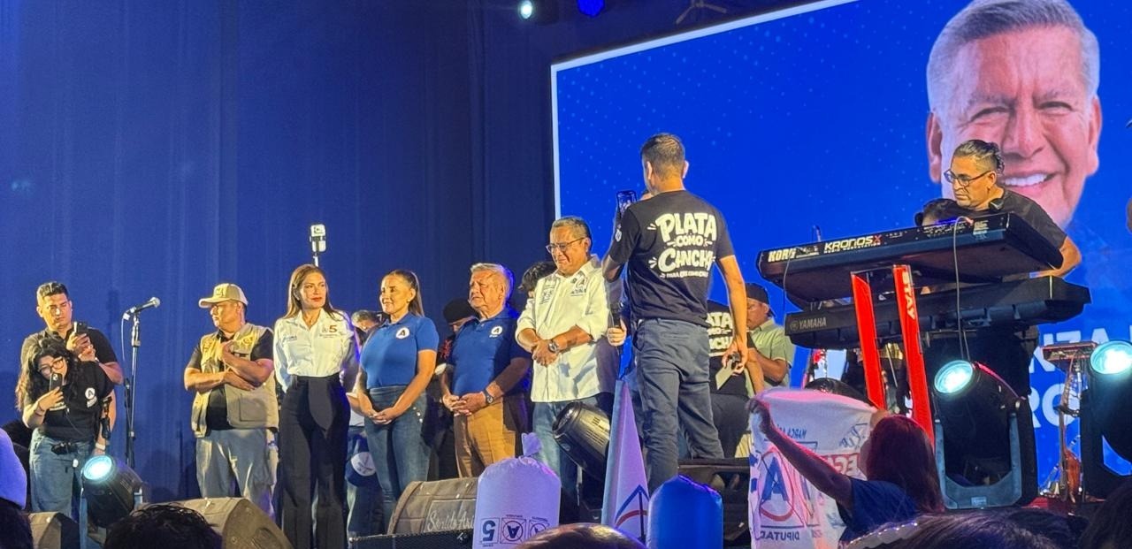 APP realizó multitudinario cierre de campaña de San Juan de Miraflores con José Santiváñez