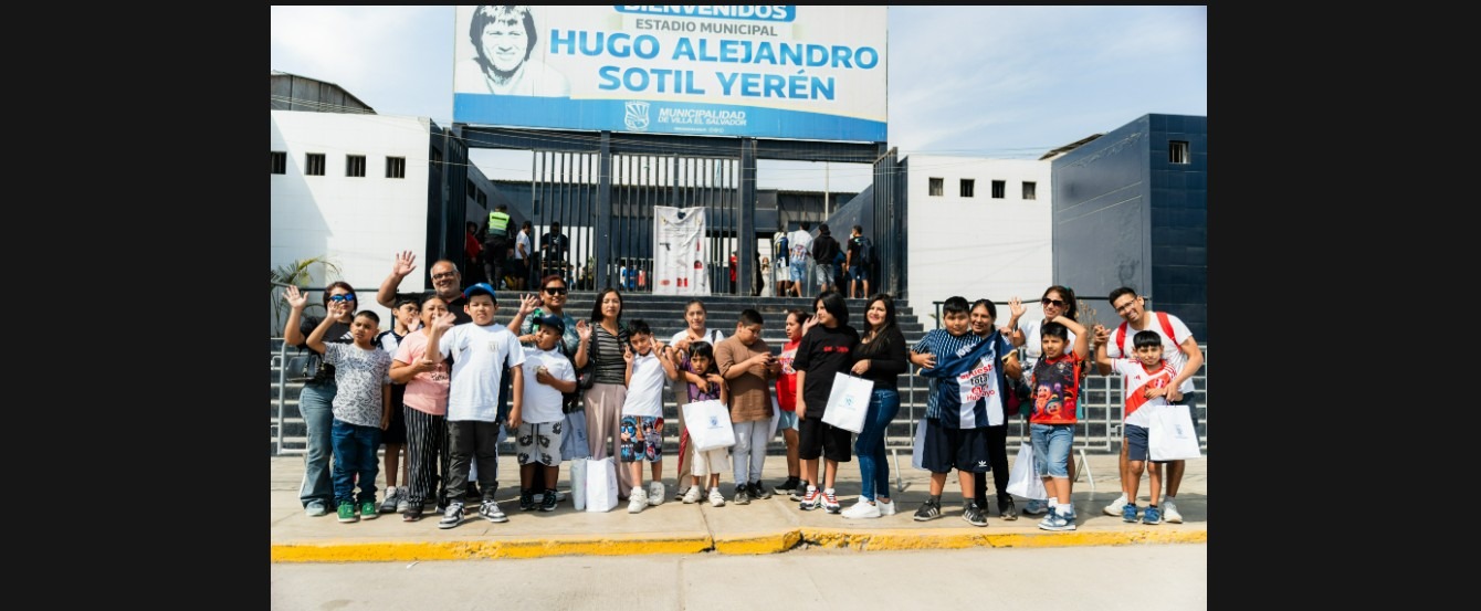EsSalud: Equipo femenino de Alianza se une por el Día de Concienciación sobre el Autismo