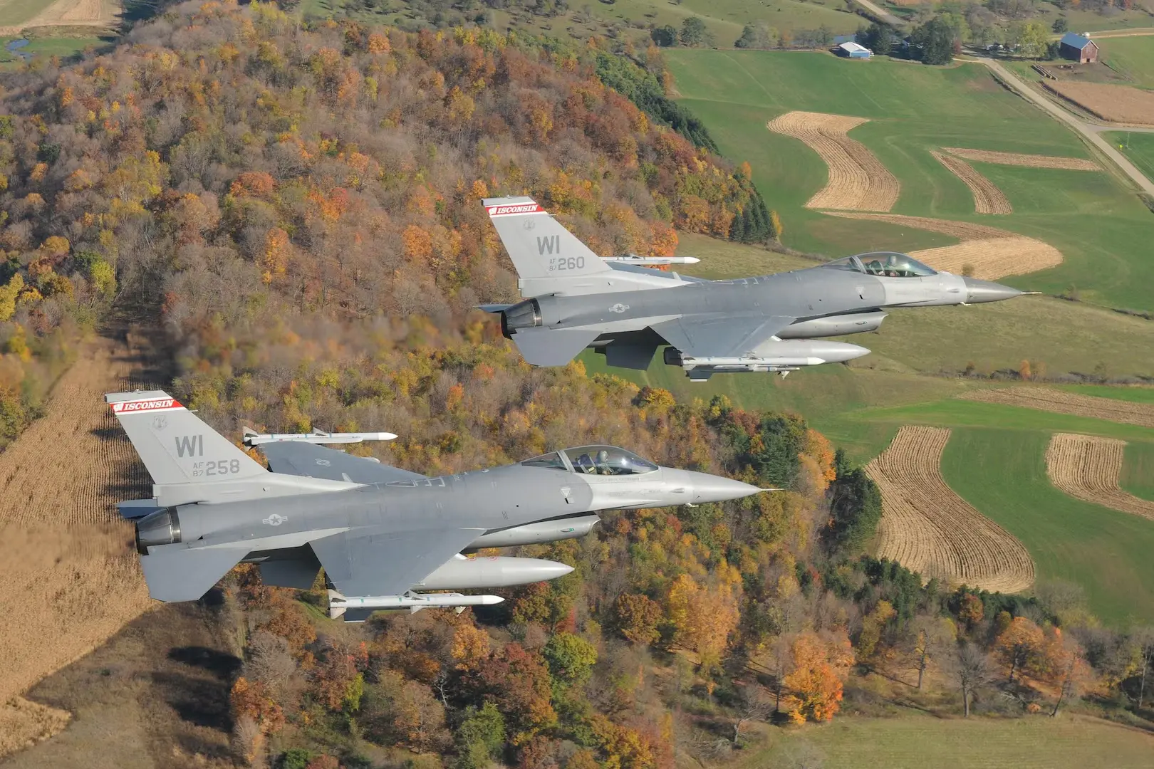 Perú concreta compra de cazas F-16 a EE.UU.