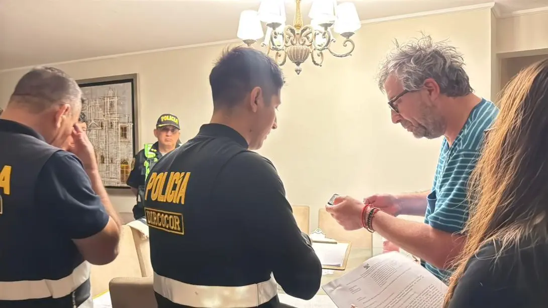 Fiscalía y PNP allanan el domicilio del exjefe de la ONPE, Piero Corvetto