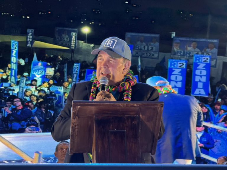 López Aliaga anuncia plan de Vivienda Popular Masiva