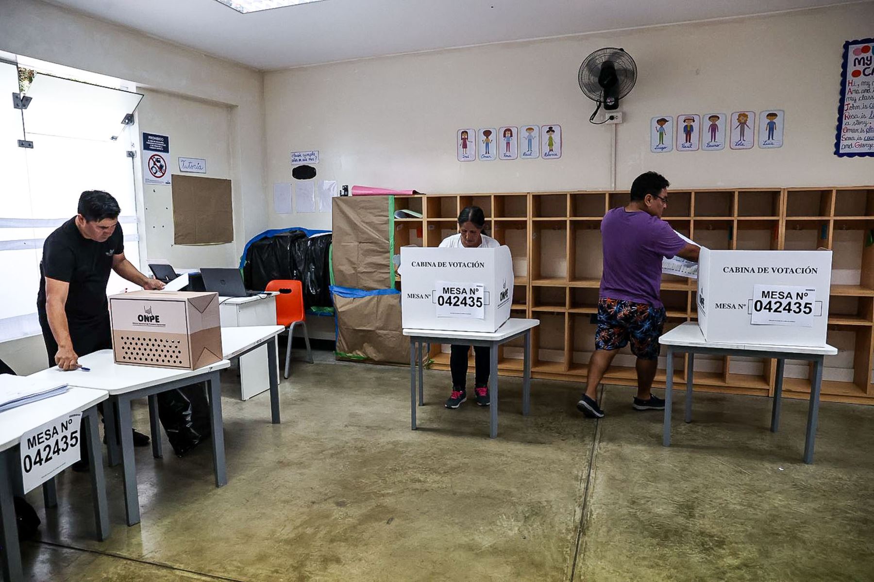 Más de 52.000 peruanos pudieron votar ayer