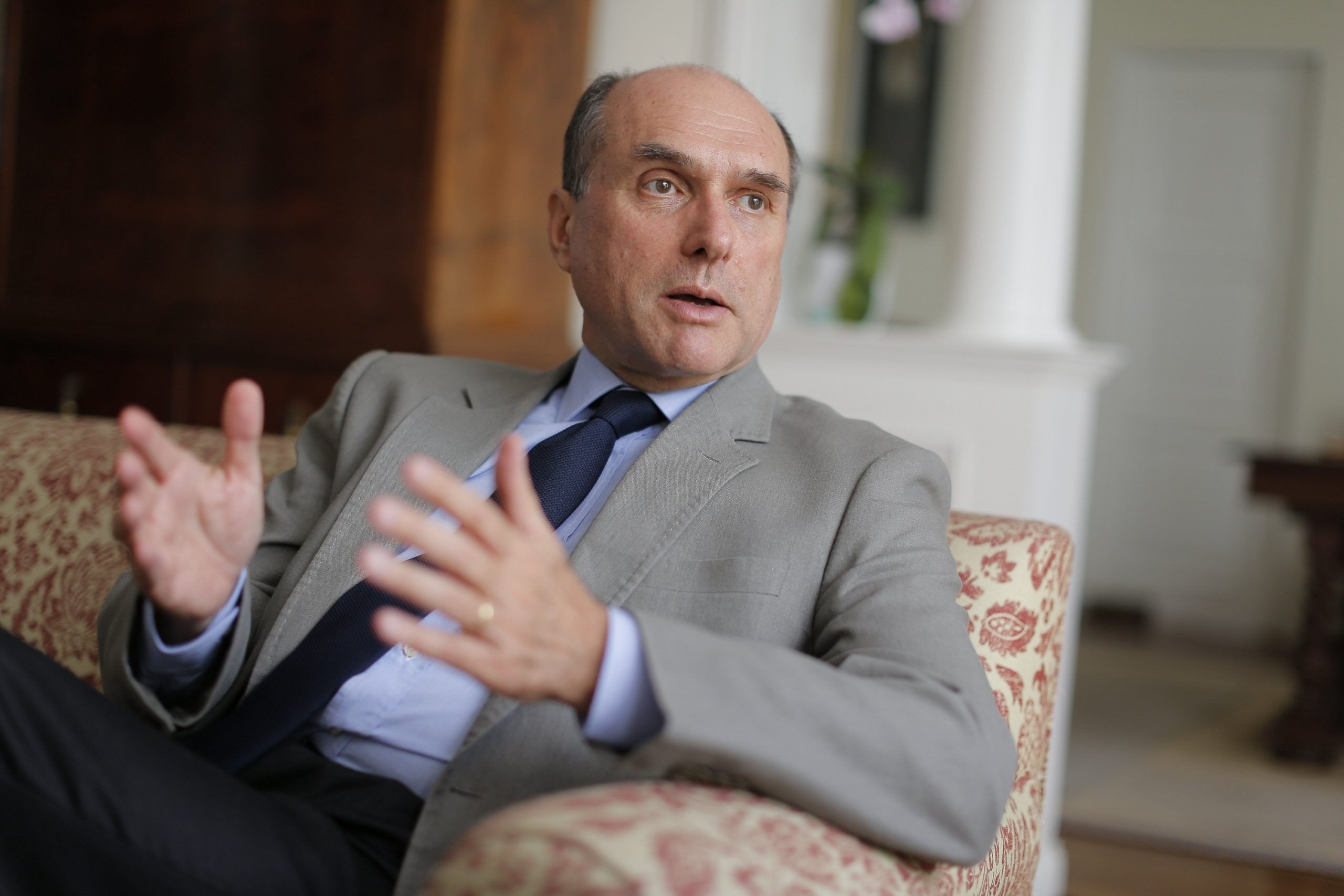 “Corvetto tiene que renunciar para segunda vuelta electoral”