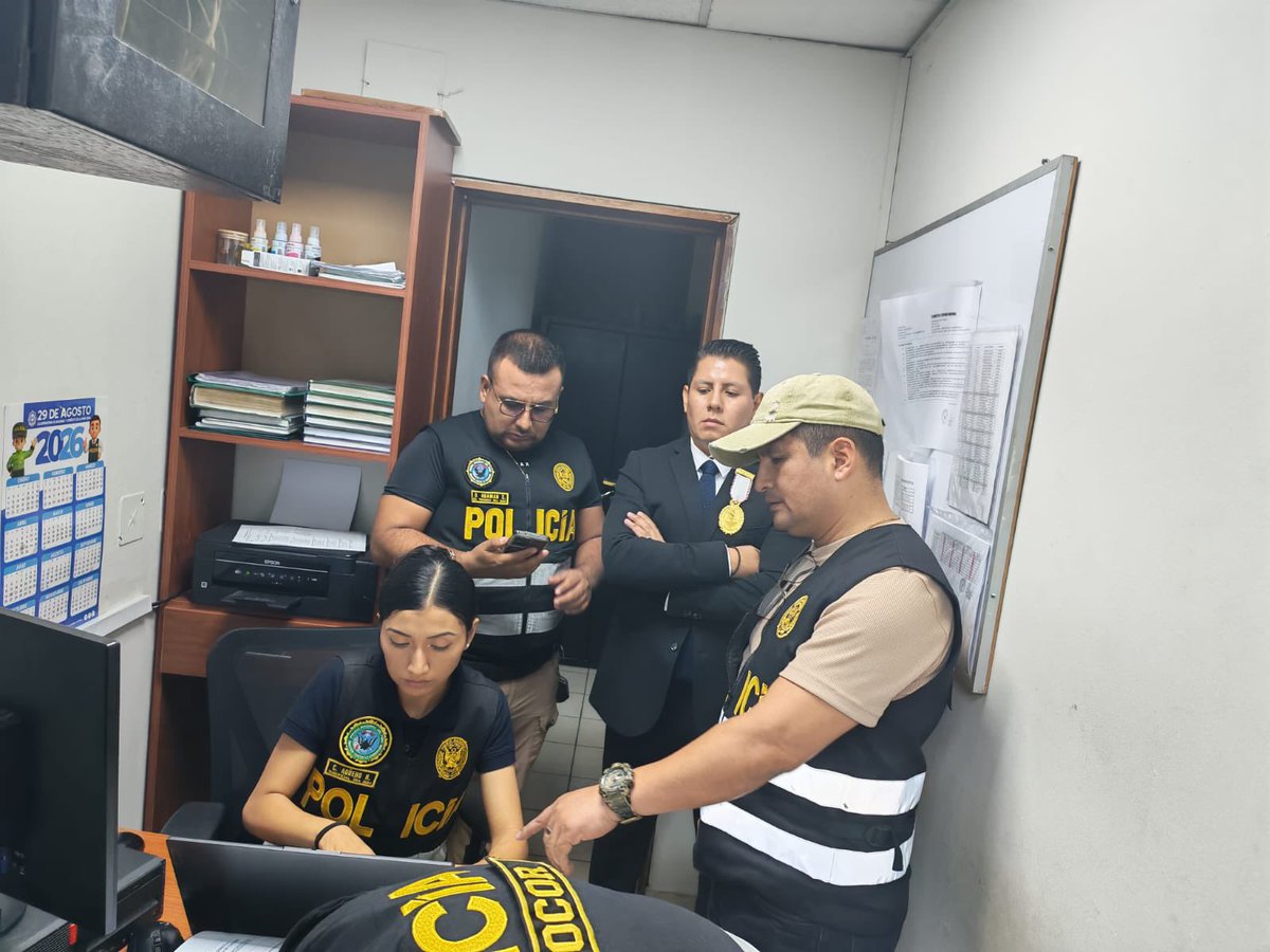 Fiscalía detiene a 7 policías por robo y venta de lingote valorizado en S/ 1.2 millones