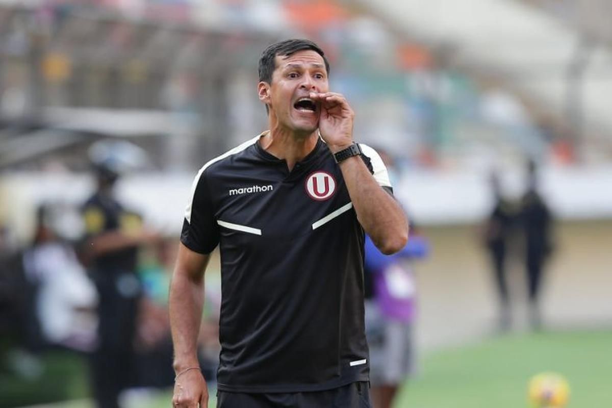 Jorge Araujo quiere quedarse como DT crema