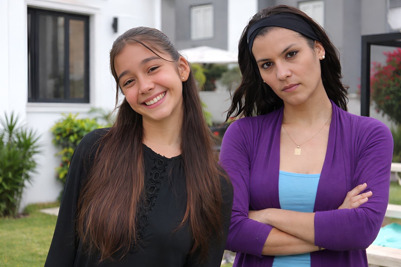 Macarena Argote hereda la oscuridad de “Mirada de Tiburón”
