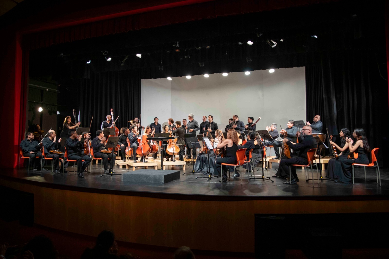 Orquesta Filarmónica de Lima inaugura su Temporada 2026 con la monumental Carmina Burana.