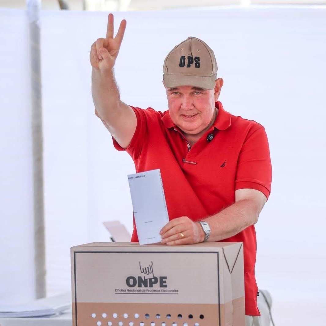 Resultados oficiales de ONPE  respaldan a López Aliaga y Fujimori