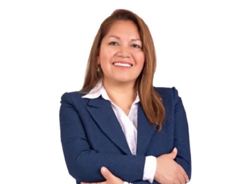 Zulema Morales saca cara contra la crisis política