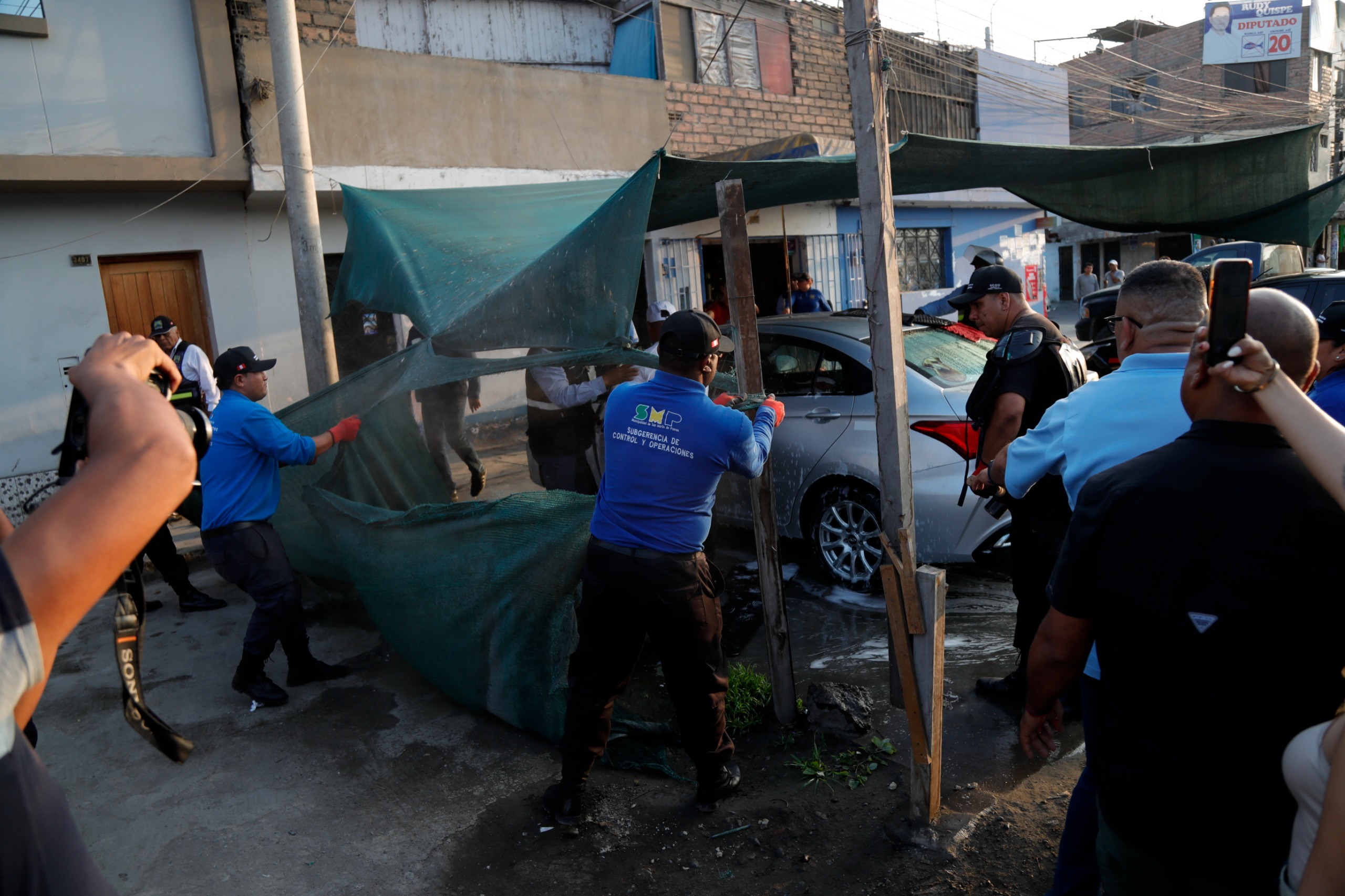 SMP: Municipalidad clausuró ‘Car wash’ informales que se habían apropiado de Av. Lima, próxima a iniciar trabajos de mejoramiento y modernidad