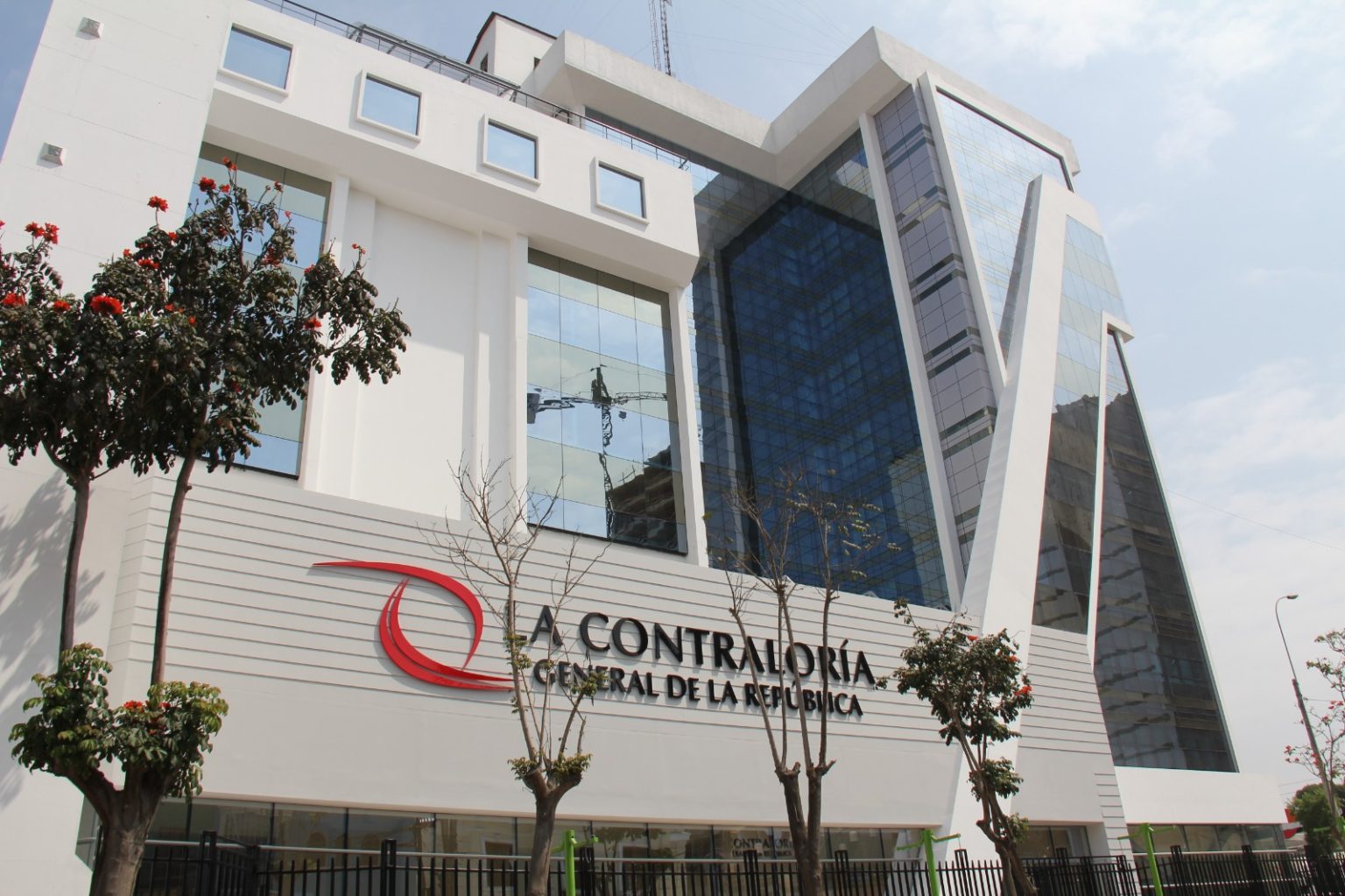 Contratista pretende postergar Aeropuerto de Chinchero hasta 2028