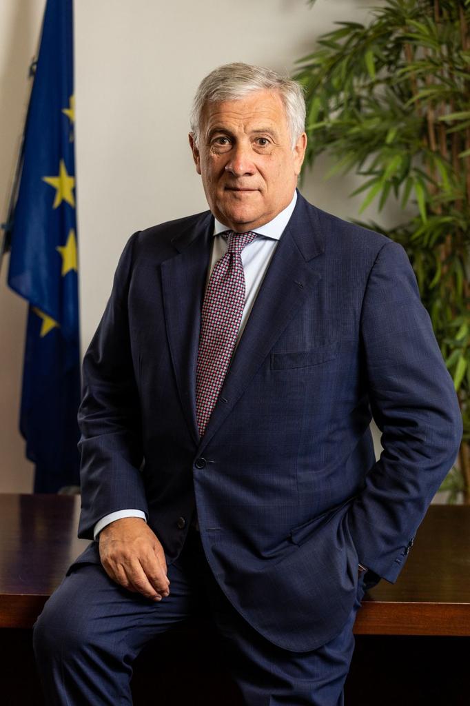 Por: Antonio Tajani / Italia frente a la crisis del Estrecho de Ormuz: diplomacia, misiones navales y seguridad alimentaria