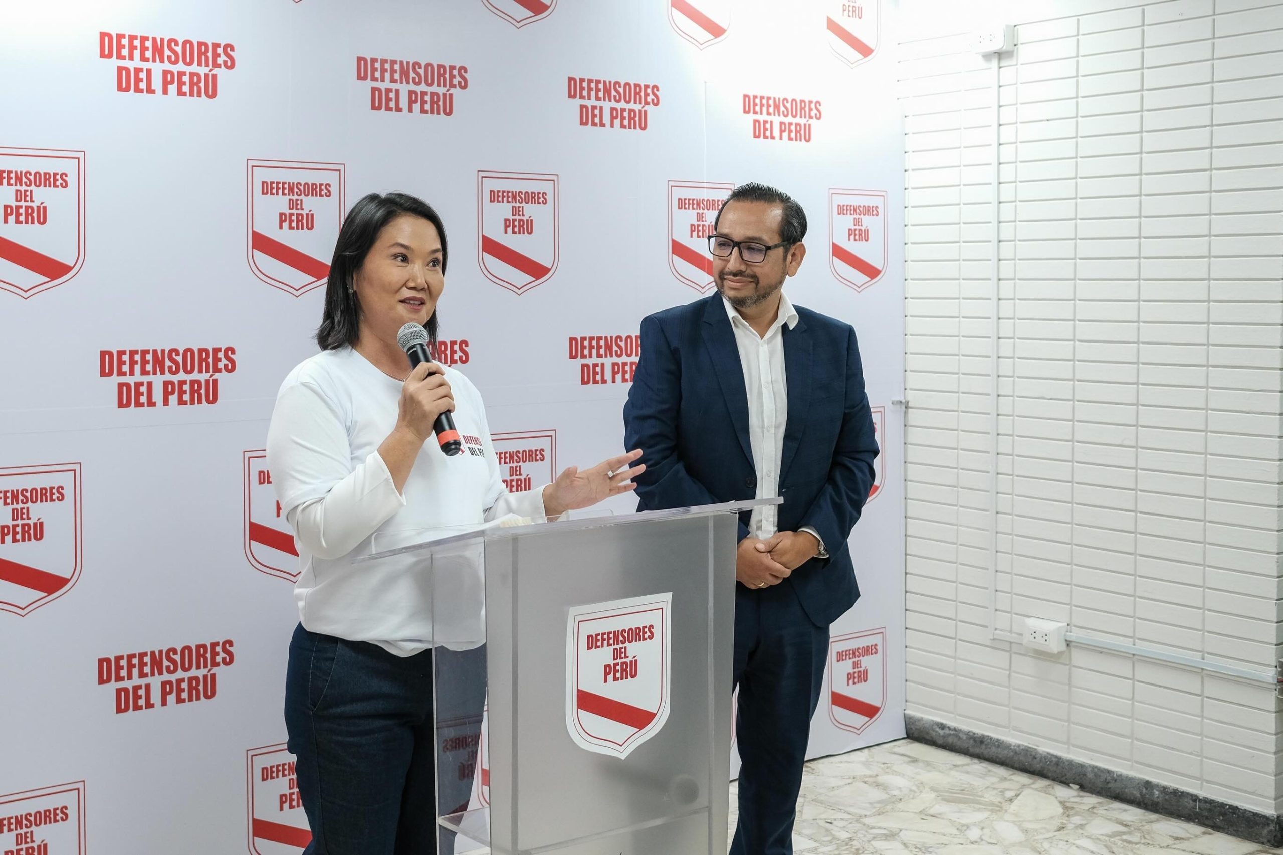 Keiko anuncia red de defensa democrática para captar 100 mil personeros