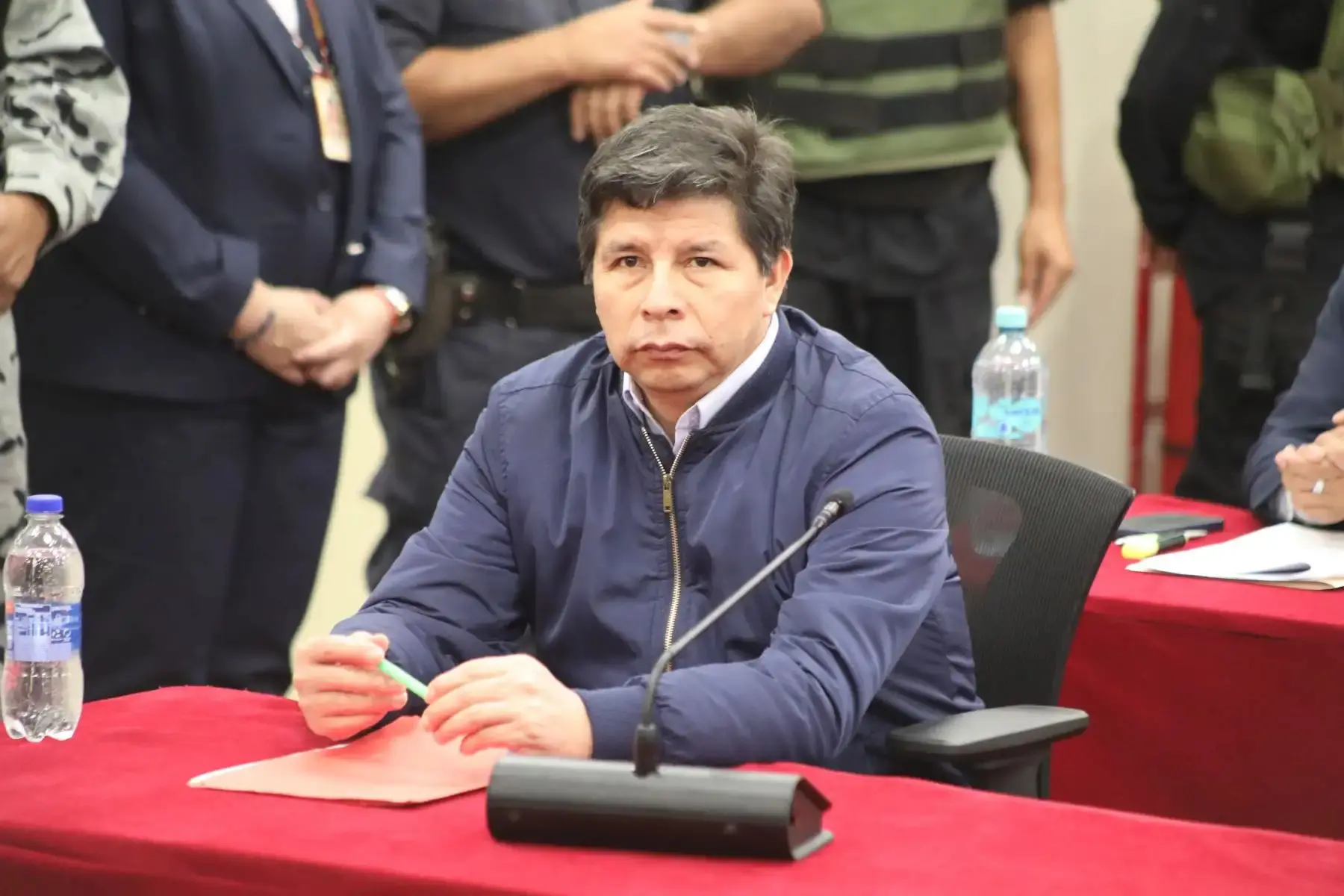 Comisión de Fiscalización  investigará sobre plan para indultar a Castillo