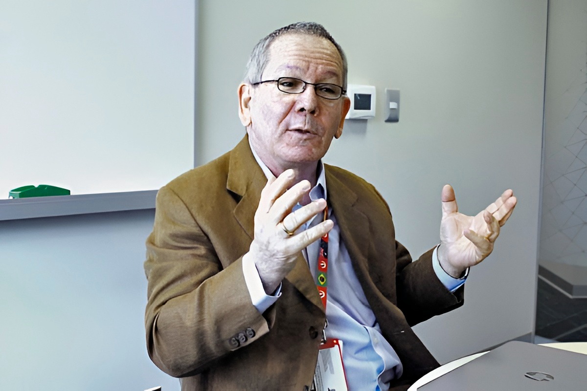 Carlos Adrianzén: “Todos los países que aplican  la receta izquierdista terminan siendo fábricas de pobres”