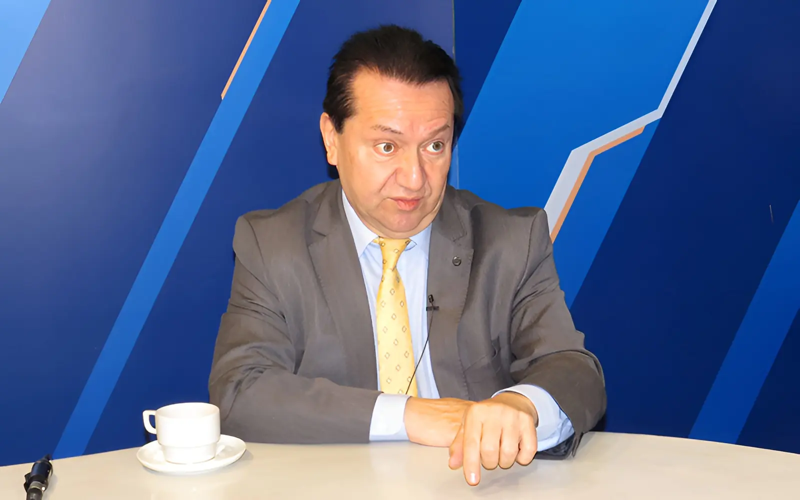 Luis Benavente: “Roberto Sánchez solo ahuyentará inversiones”