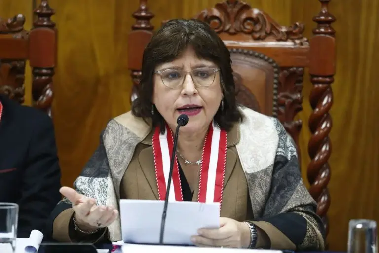 Congreso inhabilita por 10 años a Delia Espinoza