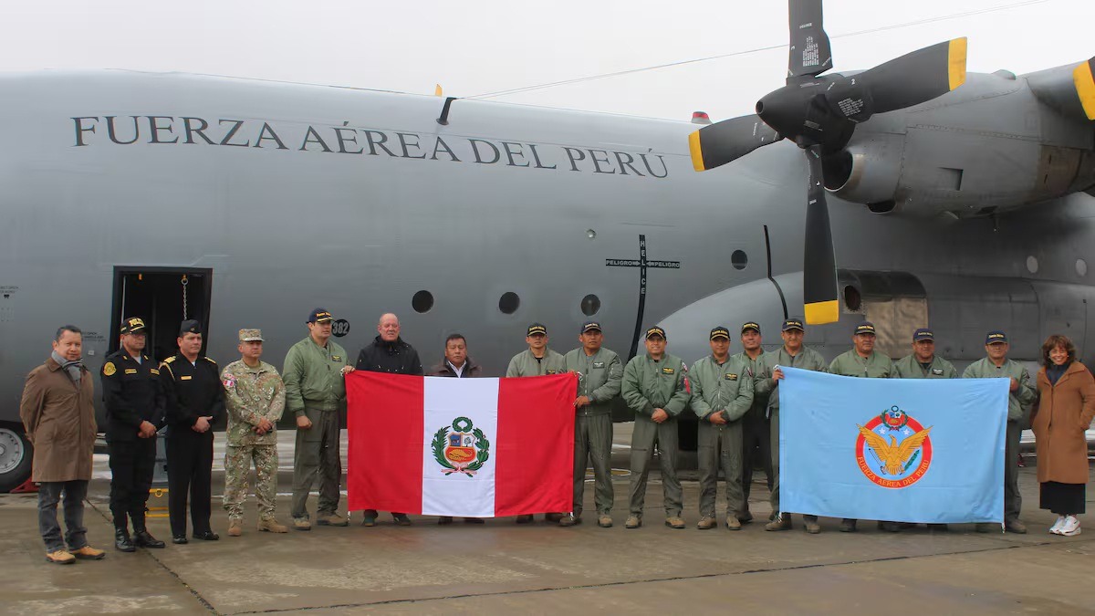 Perú repatria de Bolivia a  53 compatriotas varados