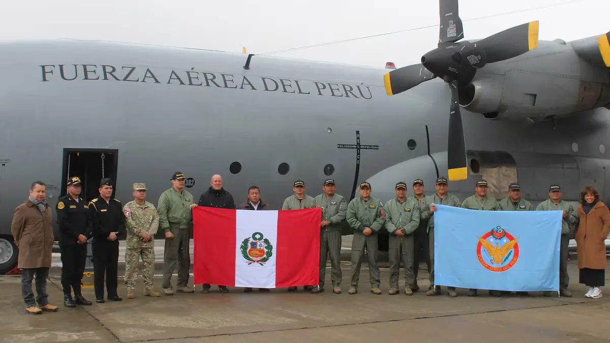 Perú repatria de Bolivia a 53 compatriotas varados