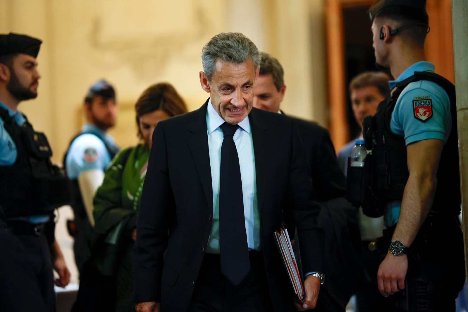 Francia: Fiscalía pide 7 años de prisión para Nicolas Sarkozy