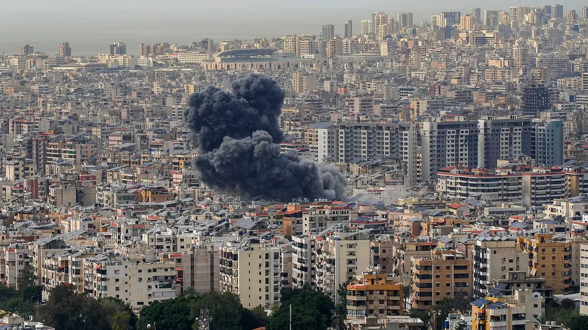 Israel bombardeó Beirut por primera vez desde el alto el fuego