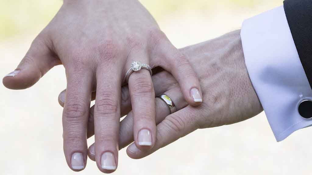 Suecia prohíbe matrimonios entre familiares