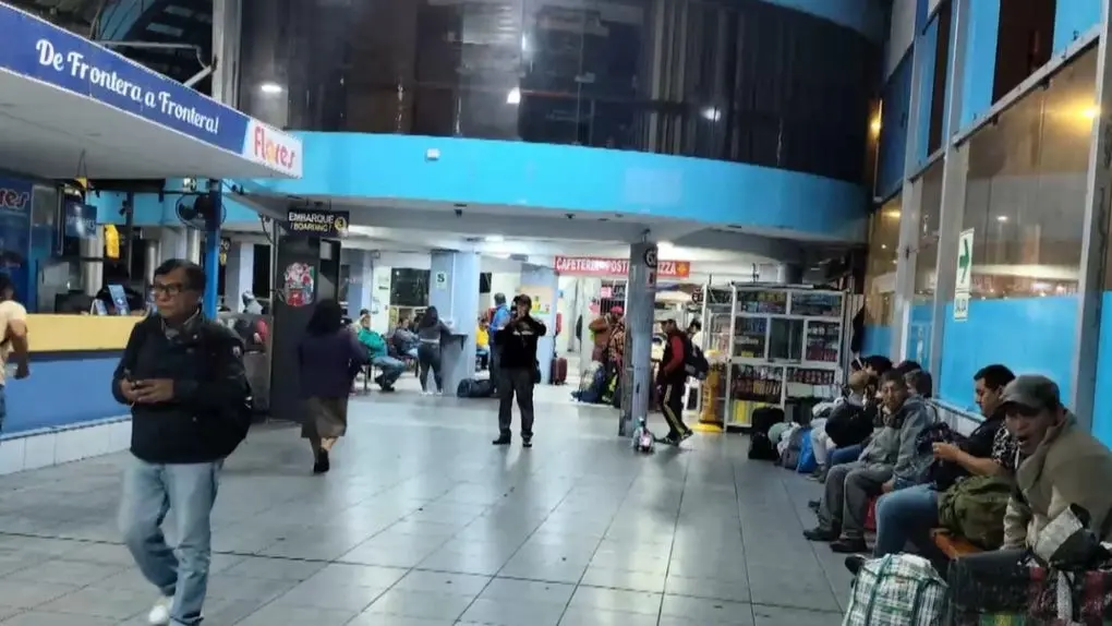 Suspenden venta de pasajes al norte por bloqueos en la Panamericana Norte