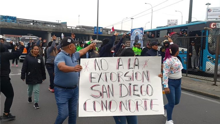 Transportistas anuncian paro nacional para el 2 de junio